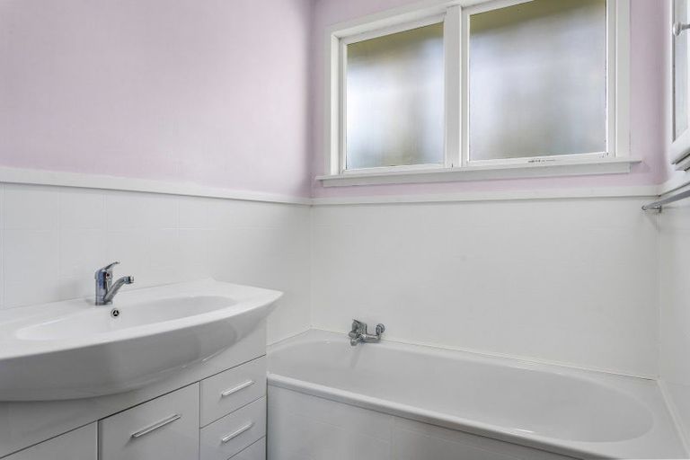 Photo of property in 7 Mcalpine Place, Rangiora, 7400