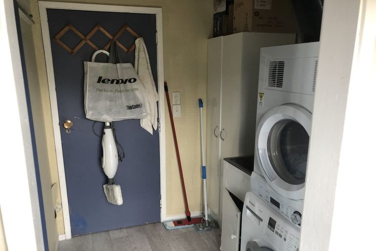 Photo of property in 1 Firth Place, Hillcrest, Rotorua, 3015