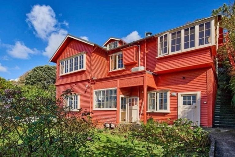 Photo of property in 57 Grafton Road, Roseneath, Wellington, 6011