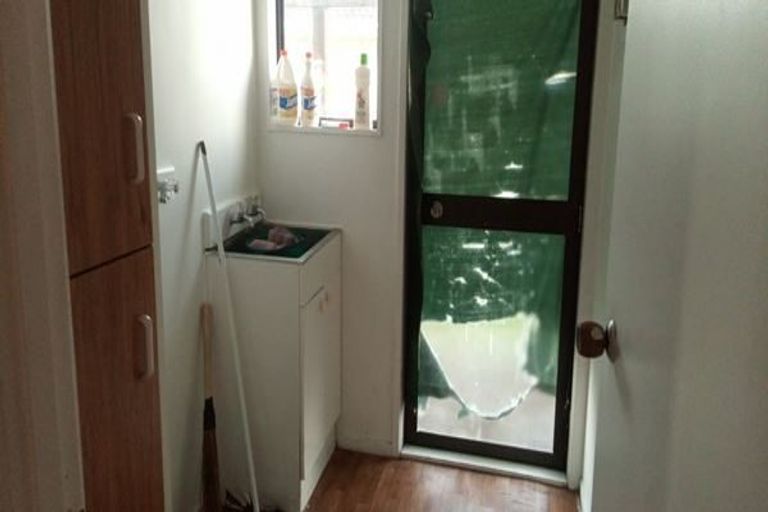 Photo of property in 2/19 Dunstan Place, Otara, Auckland, 2023