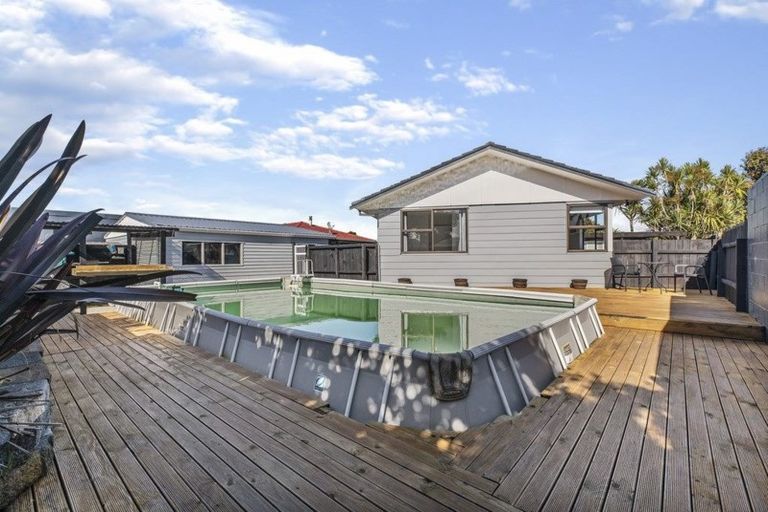 Photo of property in 57 Heybridge Street, Manurewa, Auckland, 2102