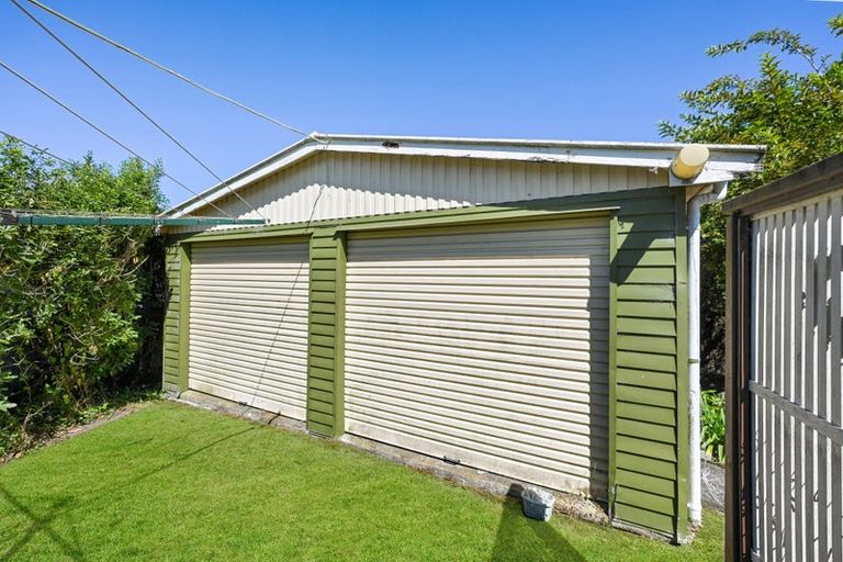 Photo of property in 14 Alison Street, Hamilton Lake, Hamilton, 3204