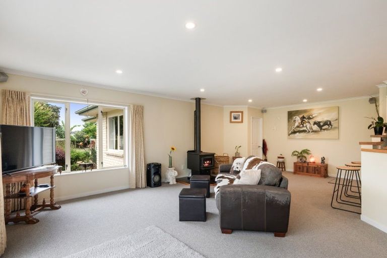 Photo of property in 965 Koputaroa Road, Koputaroa, Levin, 5575
