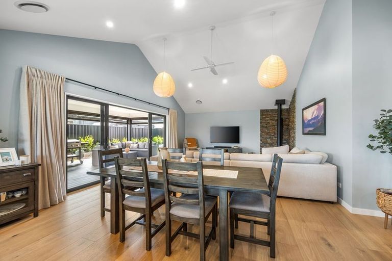 Photo of property in 7 Dingle Street, Lake Hawea, 9382