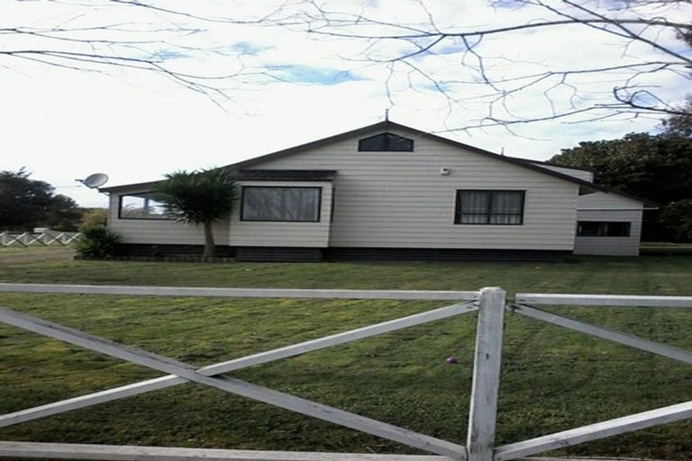 Photo of property in 1 Pioneer Place, Matata, Whakatane, 3194