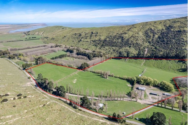 Photo of property in 125 Prices Valley Road, Prices Valley, Little River, 7591