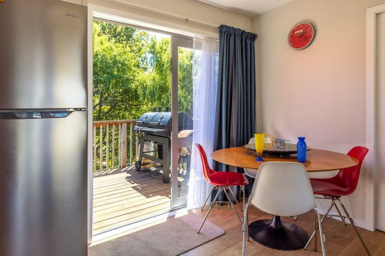 Photo of property in 5 Korora Road, Oneroa, Waiheke Island, 1081