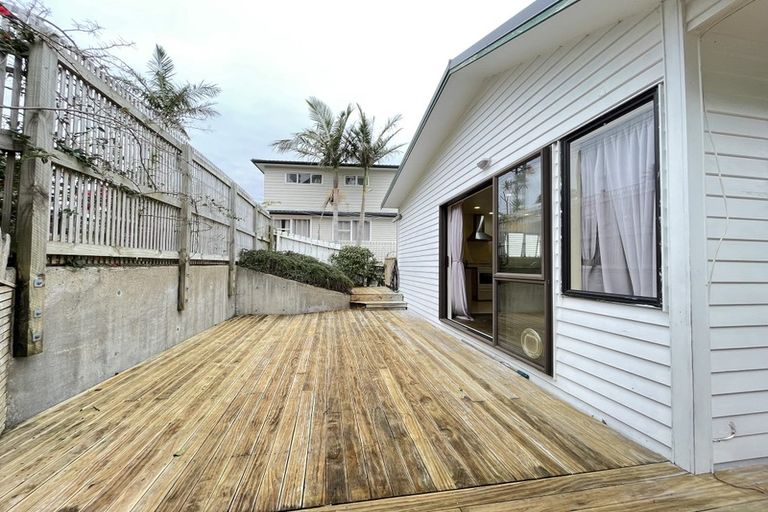 Photo of property in 3/78 Seaview Road, Castor Bay, Auckland, 0620