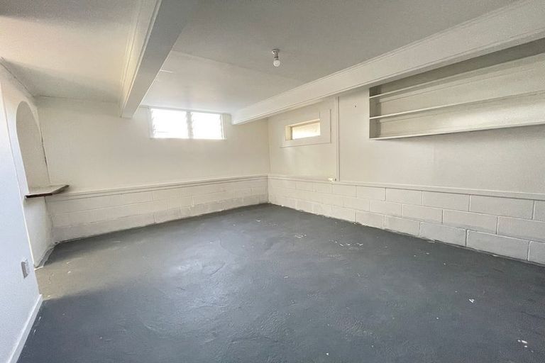 Photo of property in 3 Condliffe Place, New Windsor, Auckland, 0600