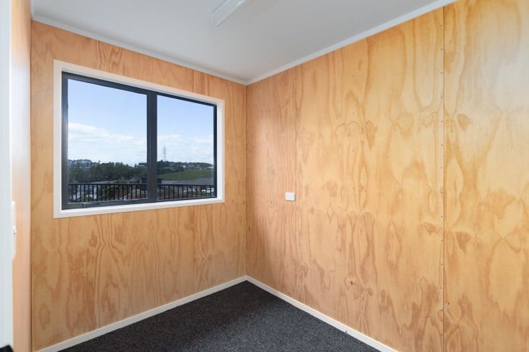 Photo of property in 2 Marsden Place, Hurworth, New Plymouth, 4310