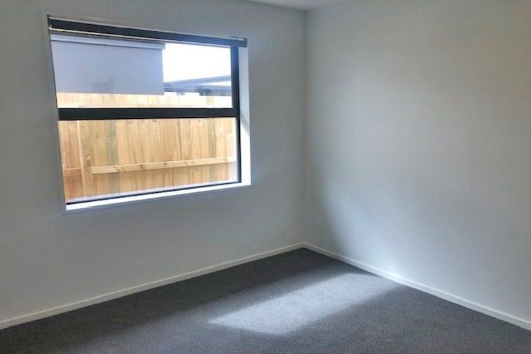 Photo of property in 24 Sedge Street, Belfast, 8051