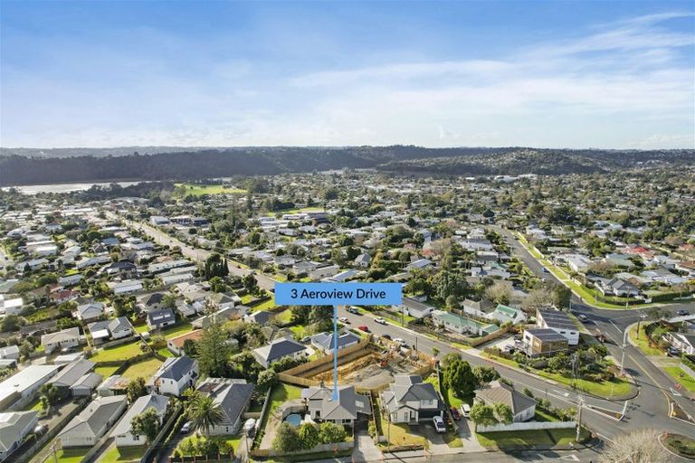 Photo of property in 3 Aeroview Drive, Beach Haven, Auckland, 0626