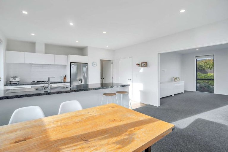 Photo of property in 80 Shillingford Boulevard, Rolleston, 7615