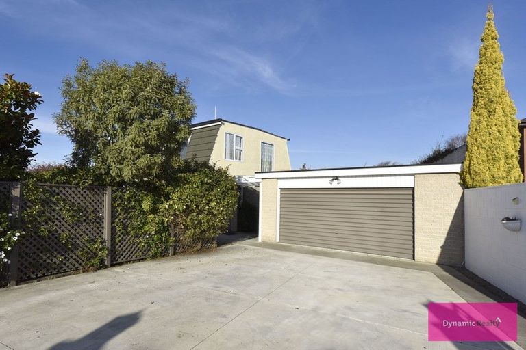 Photo of property in 12 Maidstone Road, Ilam, Christchurch, 8041
