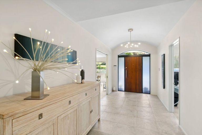 Photo of property in 227 Heta Road, Merrilands, New Plymouth, 4312