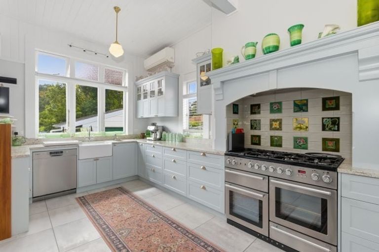 Photo of property in 76 Hatea Drive, Regent, Whangarei, 0112