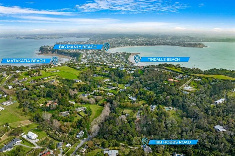 Photo of property in 18b Hobbs Road, Matakatia, Whangaparaoa, 0930