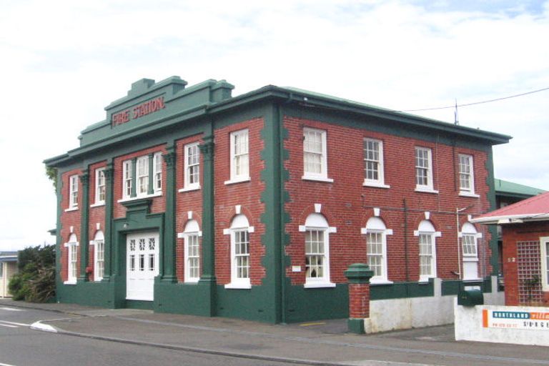 Photo of property in Fire Station Apartments, 54 Northland Road, Northland, Wellington, 6012