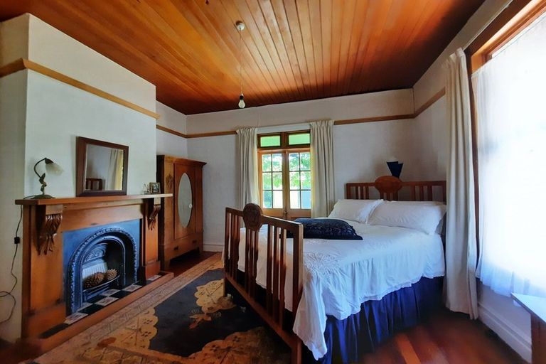 Photo of property in 81 Mckenzie Street, Geraldine, 7930