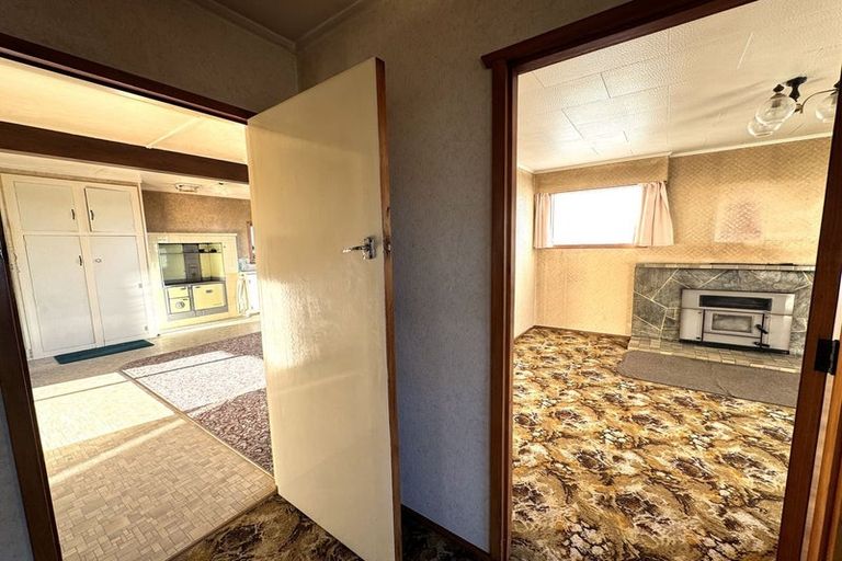 Photo of property in 28 Market Street, Kaitangata, 9210