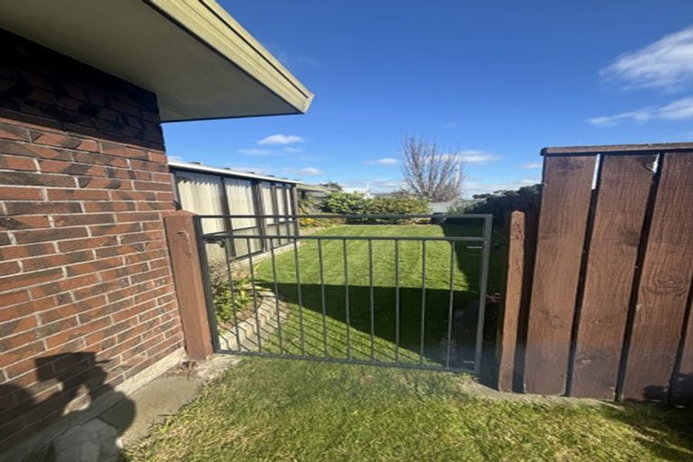 Photo of property in 2 Mcarthur Street, Terrace End, Palmerston North, 4410