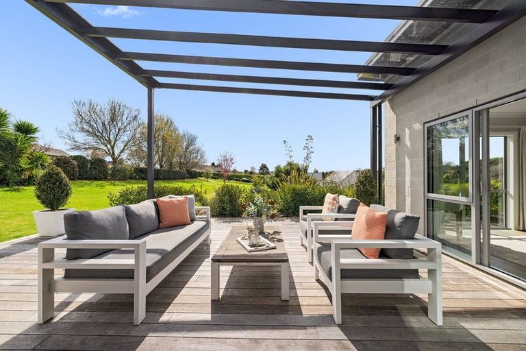 Photo of property in 21 Te Karaka Drive, Te Puna, Tauranga, 3174