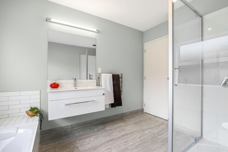 Photo of property in 3 Danden Way, Pukekohe, 2120