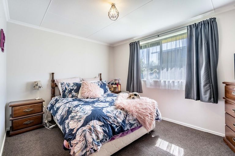 Photo of property in 32 Dundee Place, Strathern, Invercargill, 9812