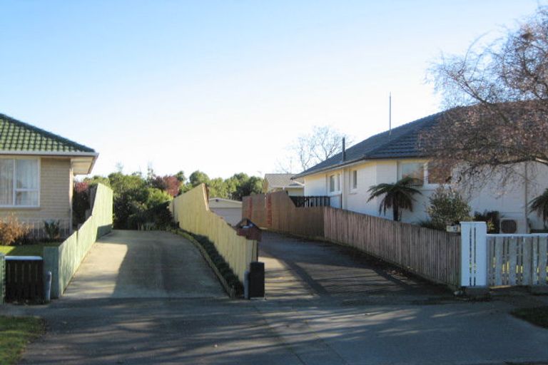 Photo of property in 94 Warren Crescent, Hillmorton, Christchurch, 8025