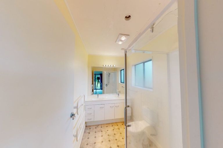 Photo of property in 18 Holdsworth Drive, Otamatea, Whanganui, 4500