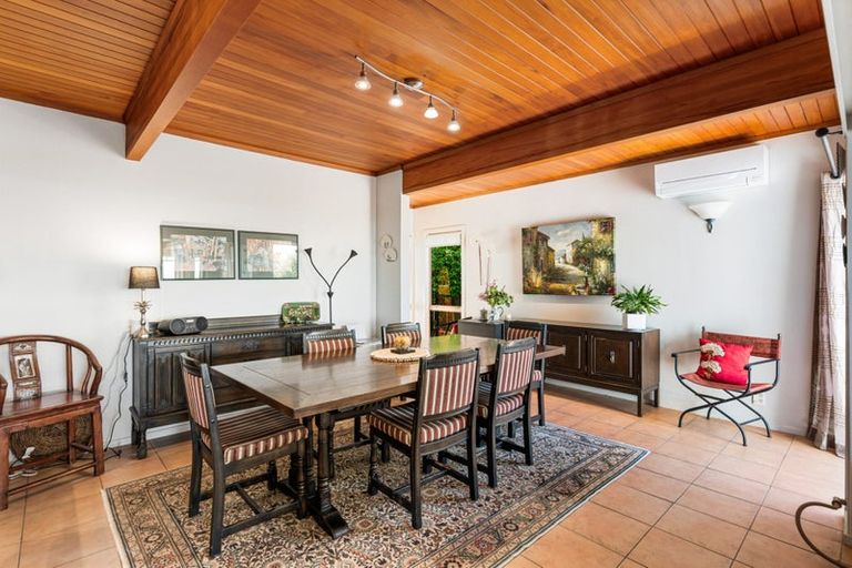 Photo of property in 9a Braemar Road, Castor Bay, Auckland, 0620