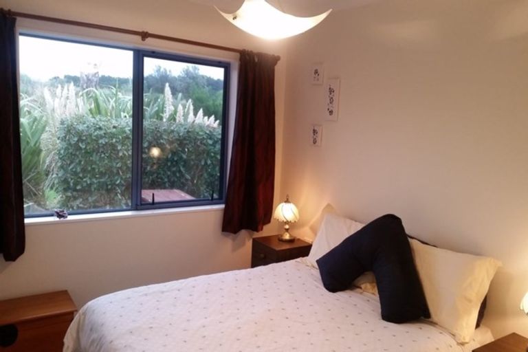 Photo of property in 9 Byron Brown Place, Otaki Beach, Otaki, 5512