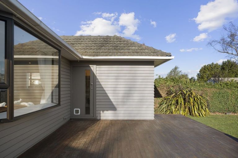 Photo of property in 12 Briggs Road, Mairehau, Christchurch, 8052