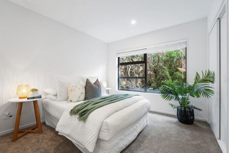 Photo of property in 10c Egret Court, Unsworth Heights, 0632