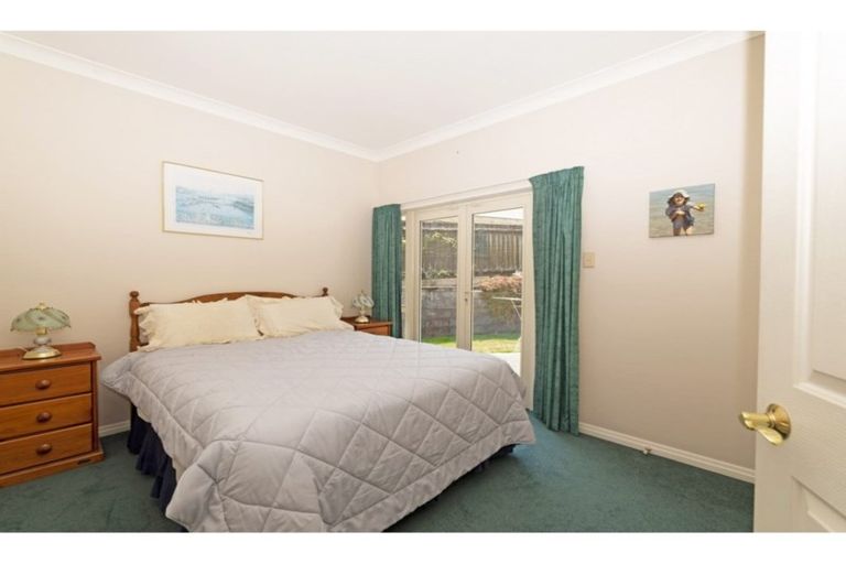 Photo of property in 7 Semillon Avenue, Henderson, Auckland, 0612