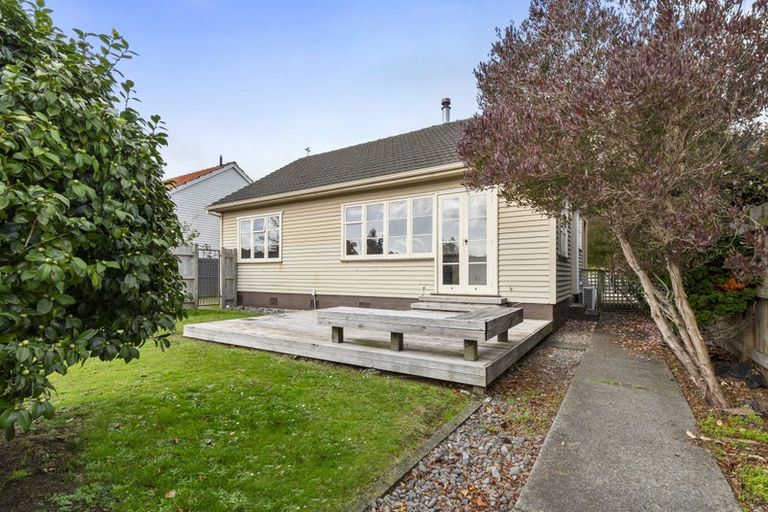 Photo of property in 90 Manson Street, Terrace End, Palmerston North, 4410