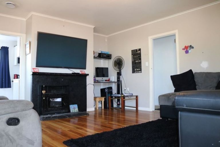 Photo of property in 325 Hazelmere Crescent, Te Awamutu, 3800