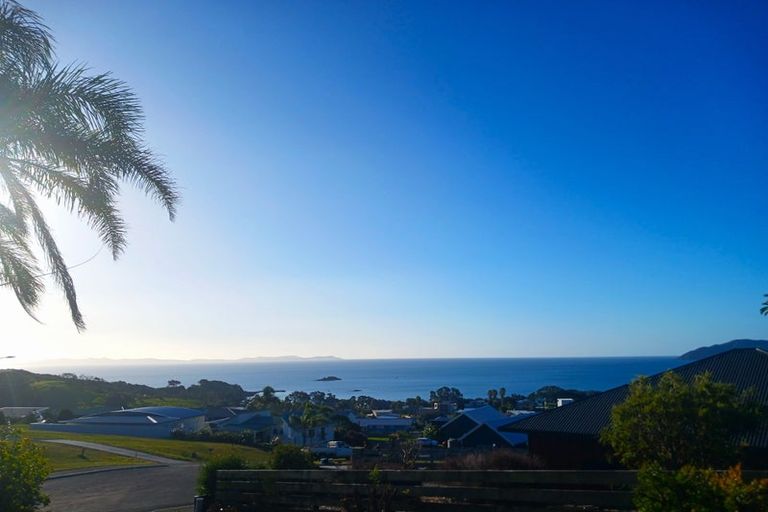 Photo of property in 9 Oden Hill, Coopers Beach, 0420