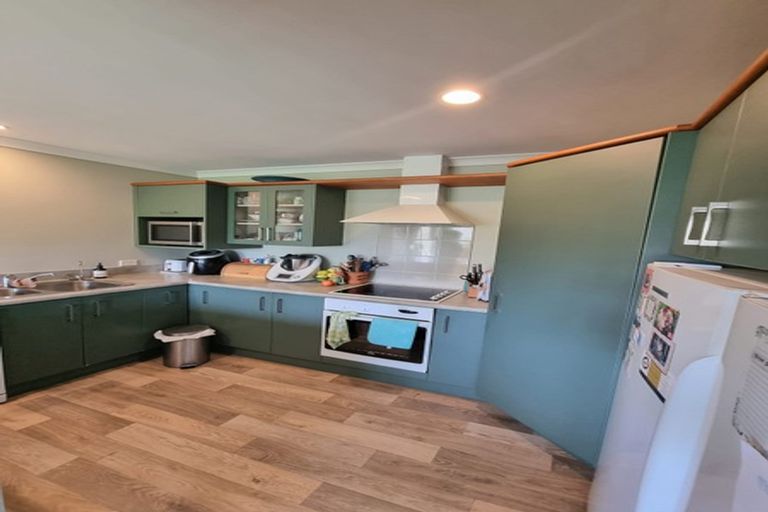 Photo of property in 22 Kaiwaka Road, Waiuku, 2123