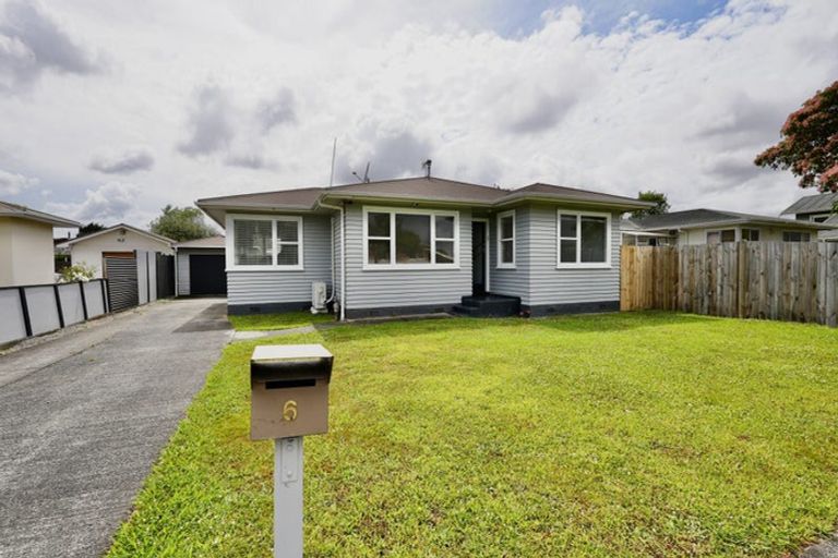 Photo of property in 6 Sutherland Crescent, Westbrook, Palmerston North, 4412