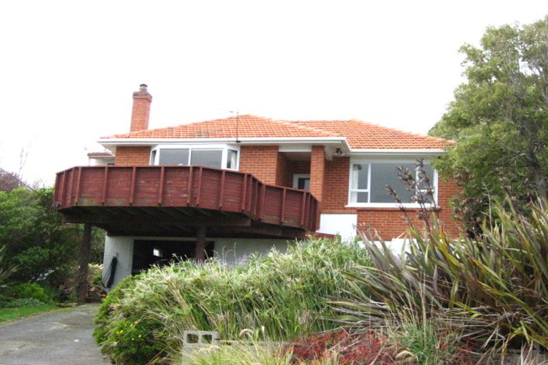 Photo of property in 1 Kellas Street, Macandrew Bay, Dunedin, 9014