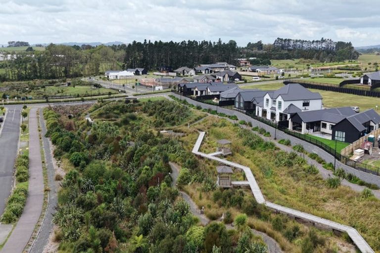 Photo of property in 20 Arohaina Avenue, Karaka, 2124