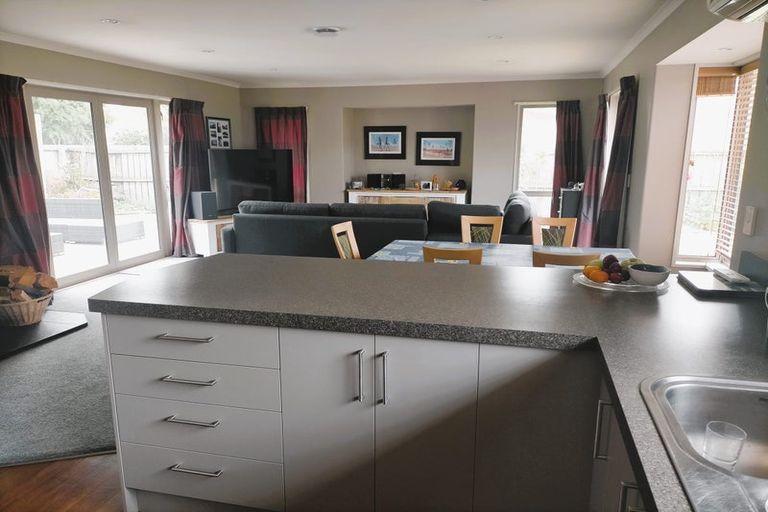 Photo of property in 4 Zuppicich Lane, Woodend, 7610