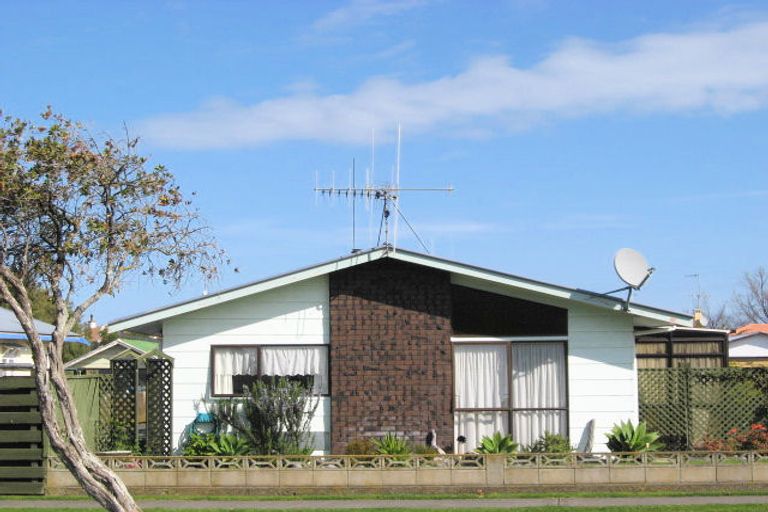 Photo of property in 77a Gonville Avenue, Gonville, Whanganui, 4501