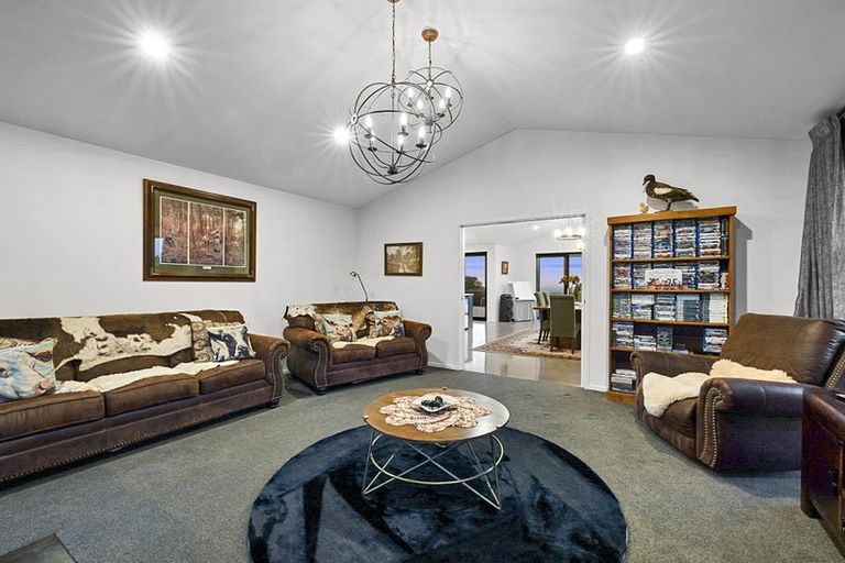 Photo of property in 1640 Mangorei Road, Mangorei, New Plymouth, 4371