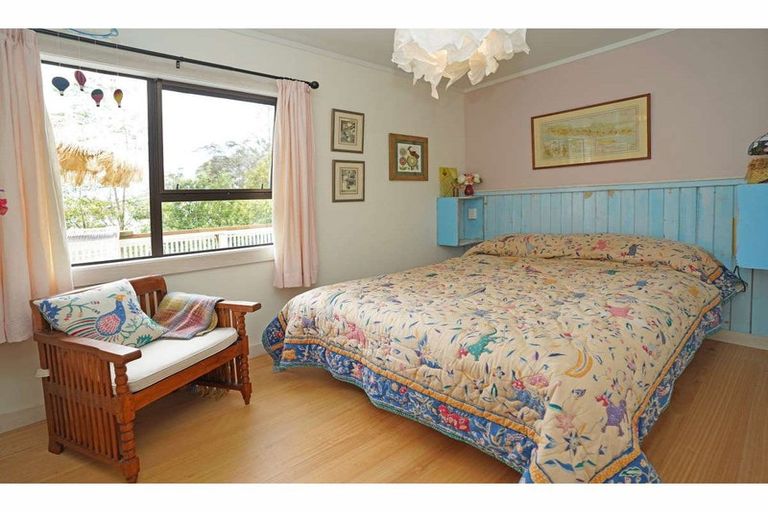 Photo of property in 82 Rangitane Loop Road, Kerikeri, 0294