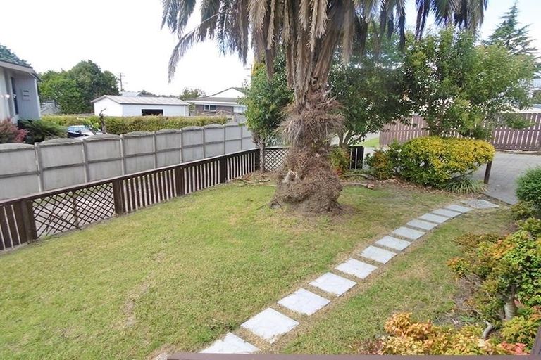 Photo of property in 342a Royal Road, Massey, Auckland, 0614