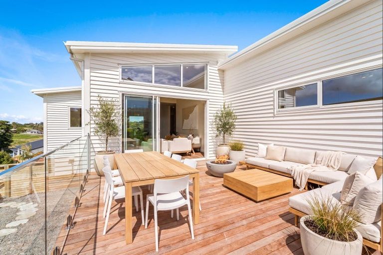 Photo of property in 8 Torokaha Lane, Snells Beach, 0920