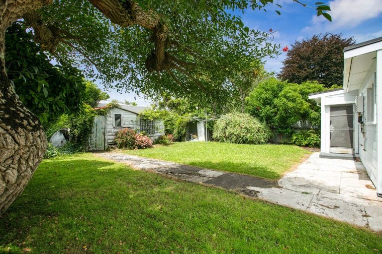 Photo of property in 104 Iranui Road, Inner Kaiti, Gisborne, 4010