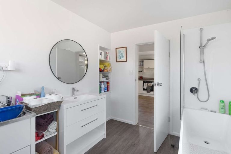 Photo of property in 37 Flemington Avenue, North New Brighton, Christchurch, 8083